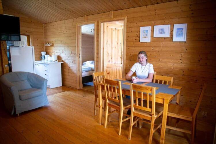 Comfortable Bungalow With A Covered Terrace, For 6 People, Мендзиздрое Екстериор снимка